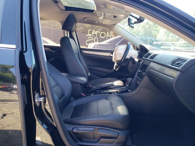 Photo 5 from auction – 2015 VOLKSWAGEN PASSAT S with VIN 1VWAT7A33FC097616
