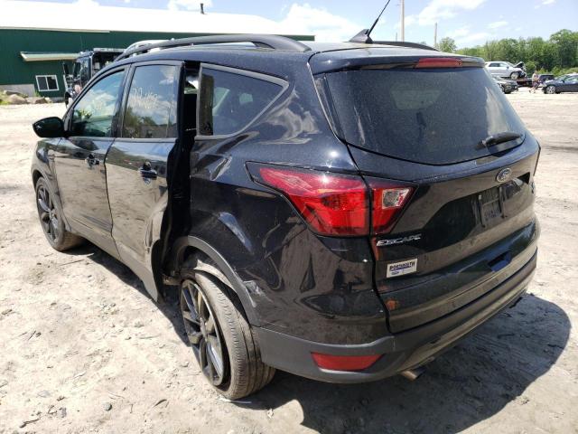 Photo 3 from auction – 2019 FORD ESCAPE SE with VIN 1FMCU9GD8KUB18058