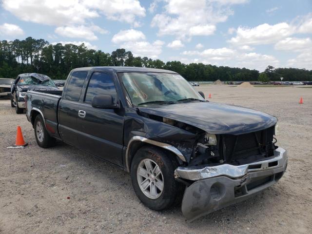 GMC NEW SIERRA 2004 with VIN 2GTEC19V141325445 - Photo from auction