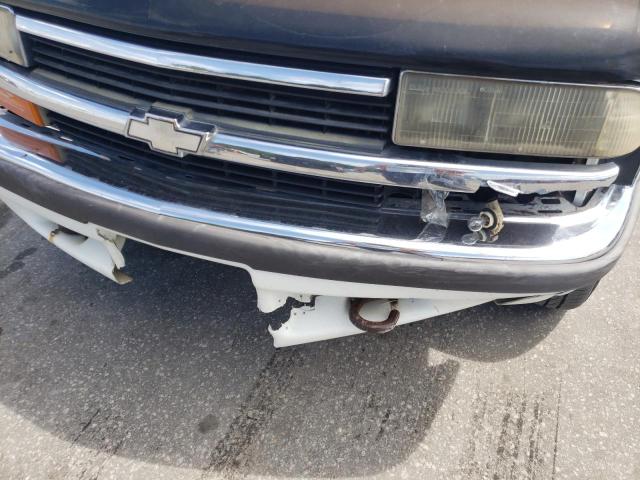 Photo 9 from auction – 1998 CHEVROLET BLAZER with VIN 1GNDT13W7W2269924