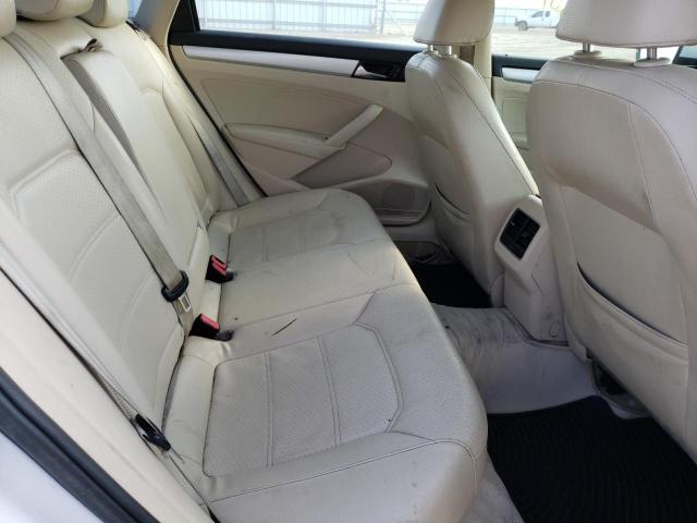 Photo 6 from auction – 2013 VOLKSWAGEN PASSAT SE with VIN 1VWBP7A38DC006409