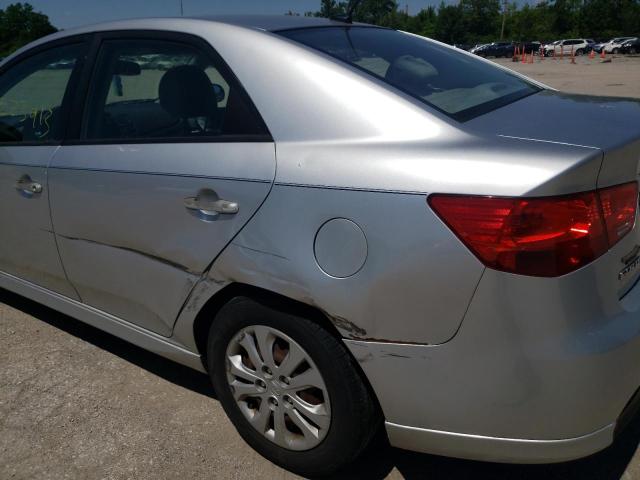 Photo 9 from auction – 2010 KIA FORTE EX with VIN KNAFU4A26A5858841