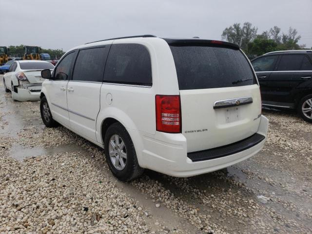 Photo 3 from auction – 2010 CHRYSLER TOWN & COU with VIN 2A4RR5D17AR492623
