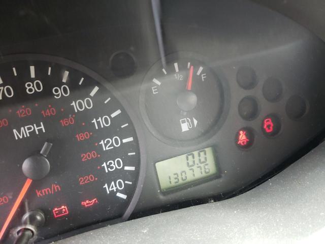 Photo 8 from auction – 2005 FORD FOCUS ZX4 with VIN 1FAFP34N95W317640