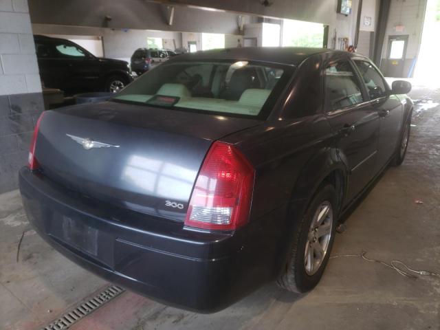 Photo 4 from auction – 2007 CHRYSLER 300 with VIN 2C3KA53G17H635119