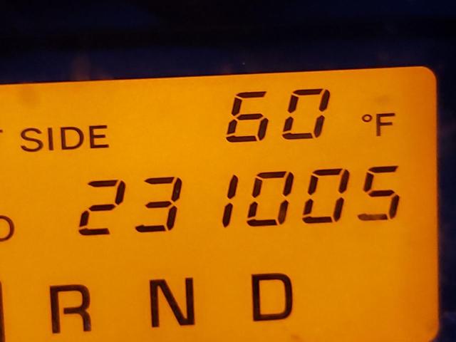 Photo 8 from auction – 2006 TOYOTA RAV4 with VIN JTMBK33V465009811
