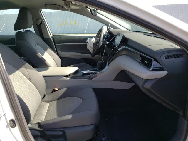 Photo 5 from auction – 2022 TOYOTA CAMRY LE with VIN 4T1C31AK8NU576912