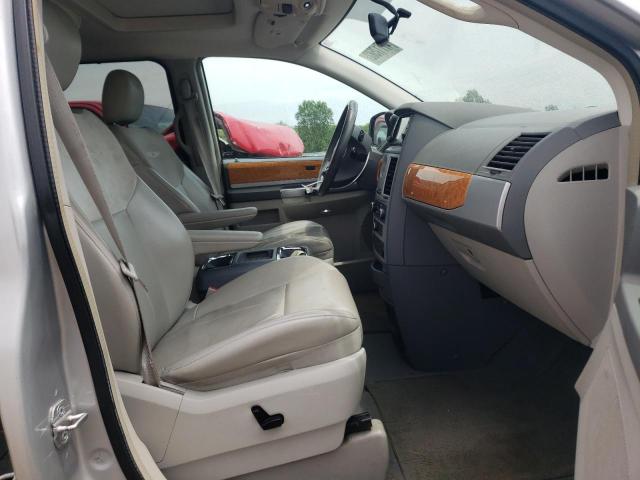 Photo 5 from auction – 2008 CHRYSLER TOWN & COU with VIN 2A8HR64X18R646015