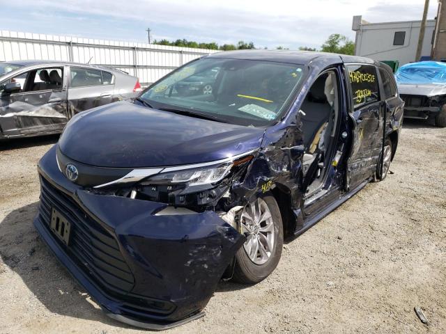 Photo 2 from auction – 2021 TOYOTA SIENNA LE with VIN 5TDKSKFC2MS014193