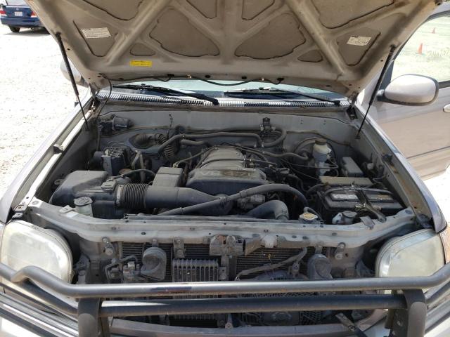 Photo 7 from auction – 2002 TOYOTA SEQUOIA SR with VIN 5TDZT34A92S136484
