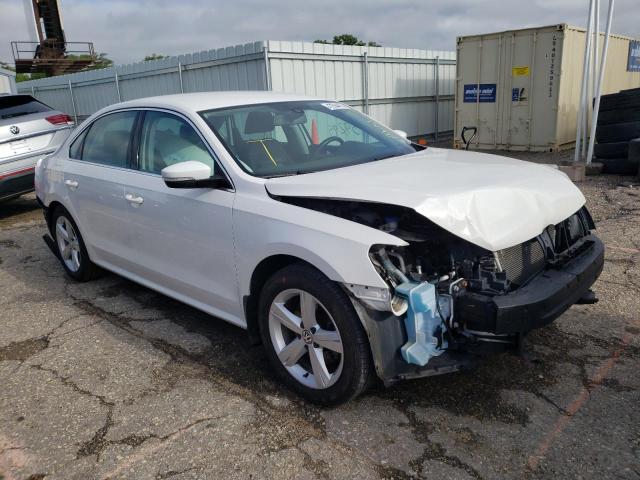 VOLKSWAGEN PASSAT SE 2015 with VIN 1VWBT7A33FC050736 - Photo from auction