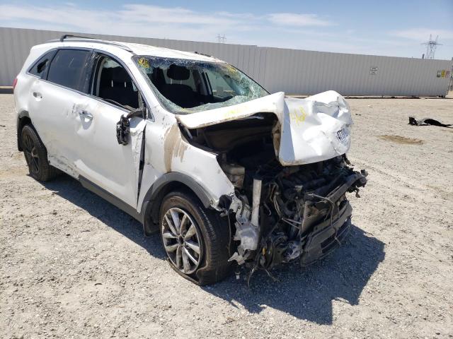 KIA SORENTO LX 2016 with VIN 5XYPG4A34GG153057 - Photo from auction