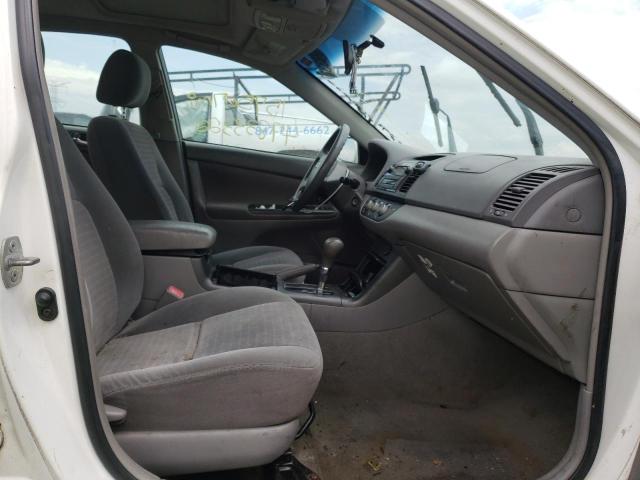 Photo 5 from auction – 2005 TOYOTA CAMRY LE with VIN 4T1BF32K25U612784