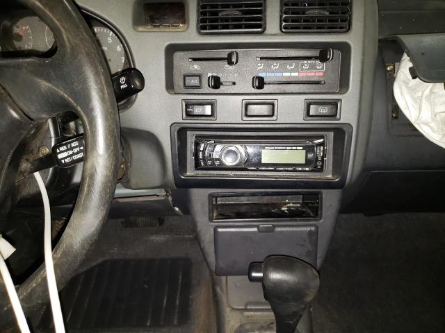 Photo 10 from auction – 2000 TOYOTA RAV4 with VIN JT3GP10V9Y0048141