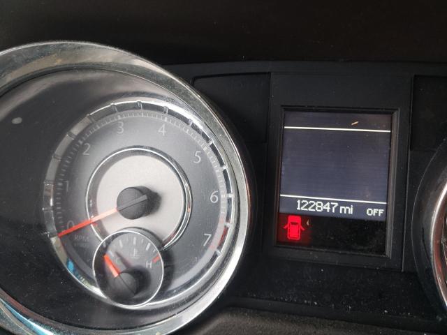 Photo 8 from auction – 2014 CHRYSLER TOWN & COU with VIN 2C4RC1BG2ER439342