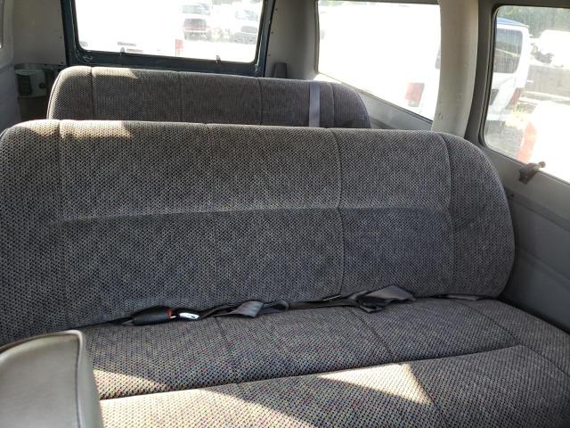 Photo 9 from auction – 2000 DODGE RAM WAGON with VIN 2B4JB25Z3YK119458