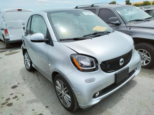 SMART FORTWO 2019 with VIN WMEFJ9BA3KK410138 - Photo from auction