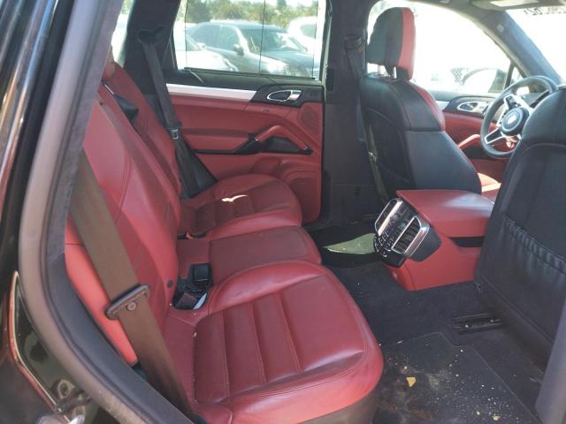 Photo 6 from auction – 2016 PORSCHE CAYENNE GT with VIN WP1AD2A28GLA72902