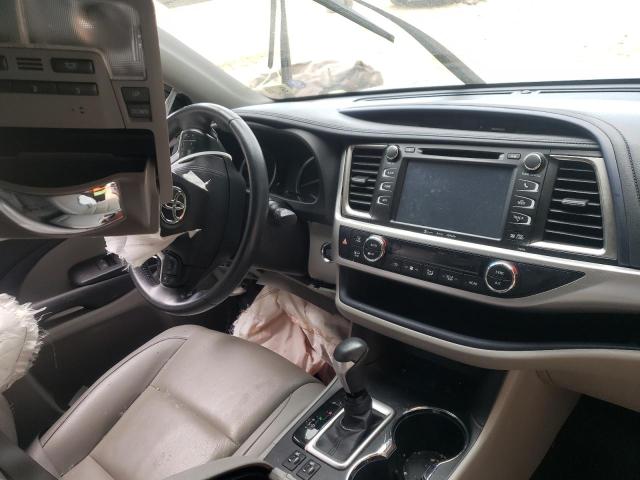Photo 9 from auction – 2019 TOYOTA HIGHLANDER with VIN 5TDJZRFH4KS577299