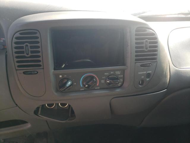 Photo 9 from auction – 2004 FORD F-150 HERI with VIN 2FTRX17W14CA32666