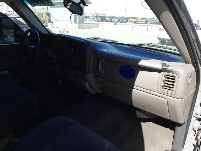 Photo 9 from auction – 2000 CHEVROLET SILVERADO with VIN 2GCEK19T7Y1246238