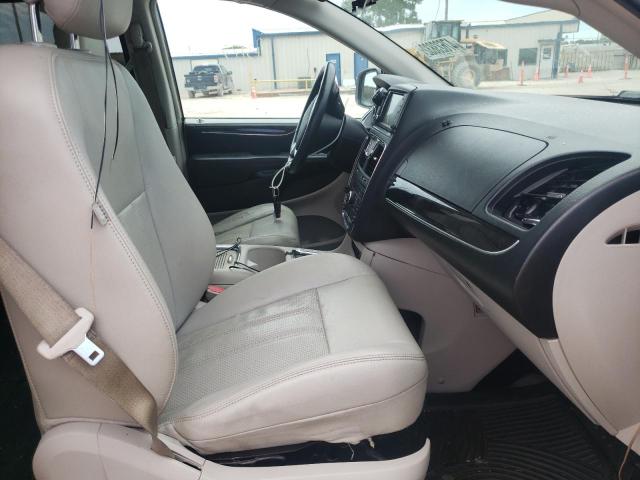 Photo 5 from auction – 2012 CHRYSLER TOWN & COU with VIN 2C4RC1CG0CR356312