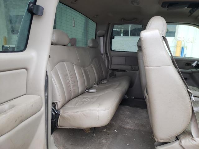 Photo 6 from auction – 2002 CHEVROLET SILVERADO with VIN 2GCEK19T321165308