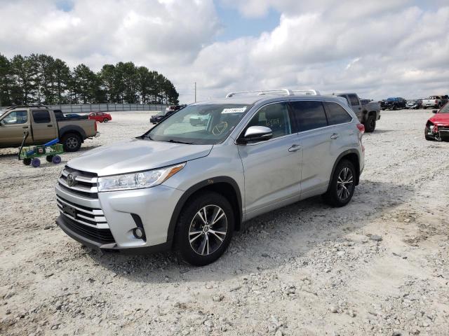 Photo 2 from auction – 2018 TOYOTA HIGHLANDER with VIN 5TDBZRFH4JS908191