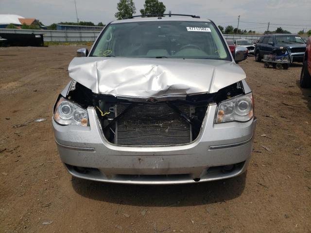 Photo 9 from auction – 2008 CHRYSLER TOWN & COU with VIN 2A8HR64X18R646015