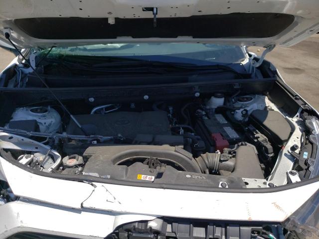 Photo 7 from auction – 2021 TOYOTA RAV4 LE with VIN 2T3G1RFV2MW158540