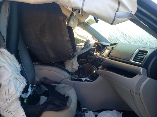 Photo 5 from auction – 2016 TOYOTA HIGHLANDER with VIN 5TDBKRFH6GS246451