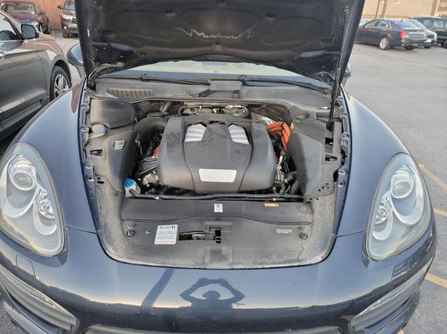 Photo 7 from auction – 2011 PORSCHE CAYENNE S with VIN WP1AE2A25BLA92451
