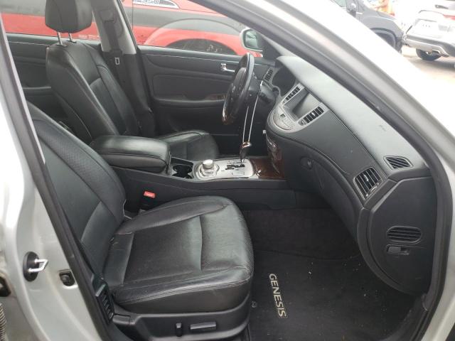 Photo 5 from auction – 2011 HYUNDAI GENESIS 4. with VIN KMHGC4DF2BU133698