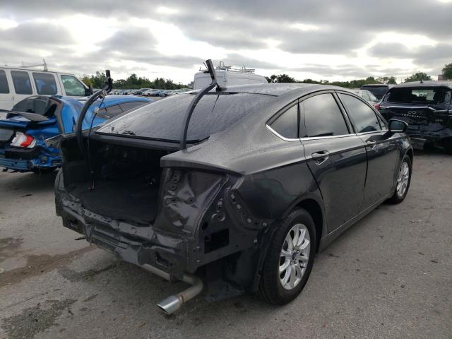 Photo 4 from auction – 2017 FORD FUSION S with VIN 3FA6P0G71HR212979