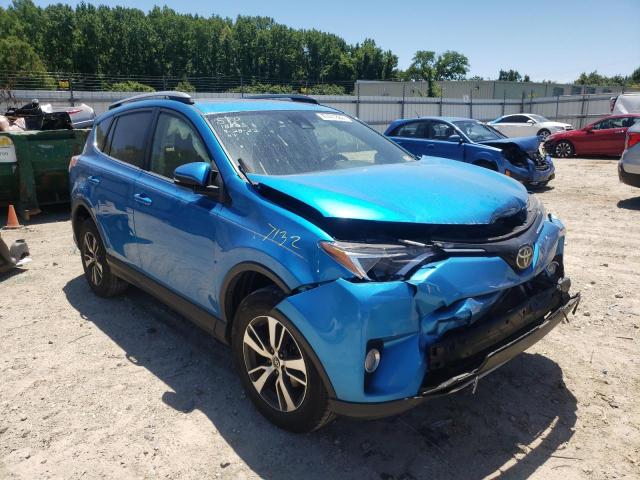 TOYOTA RAV4 XLE 2017 с VIN JTMRFREV5HD201640 - Фото с аукциона
