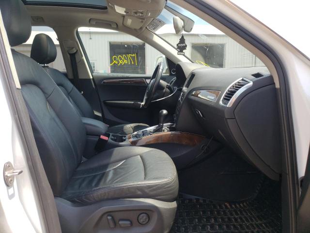 Photo 5 from auction – 2010 AUDI Q5 PREMIUM with VIN WA1LKAFP0AA065793