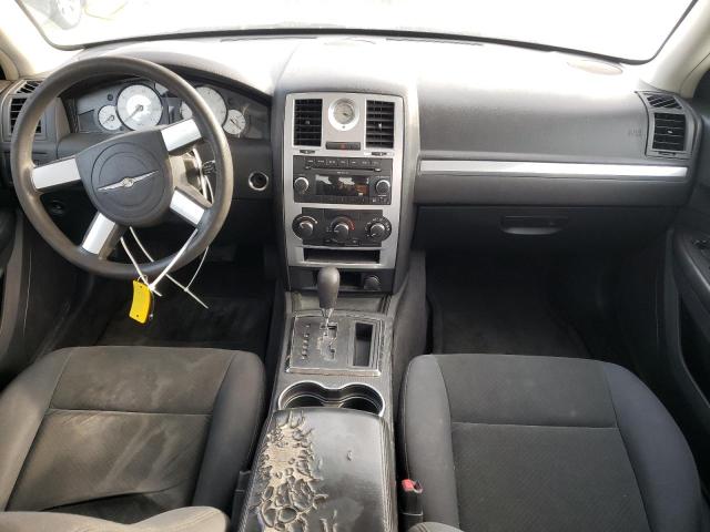 Photo 9 from auction – 2010 CHRYSLER 300 TOURIN with VIN 2C3CA4CD7AH258632
