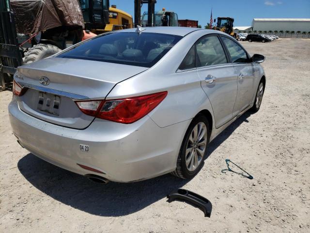 Photo 4 from auction – 2012 HYUNDAI SONATA SE with VIN 5NPEC4AC7CH391703