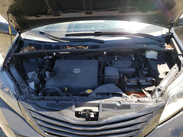 Photo 7 from auction – 2015 TOYOTA SIENNA XLE with VIN 5TDDK3DC3FS100083