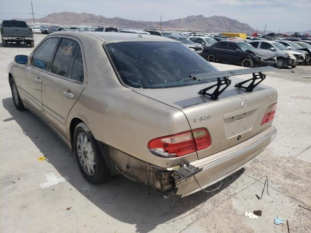 Photo 3 from auction – 2000 MERCEDES-BENZ E 320 with VIN WDBJF65JXYA976878