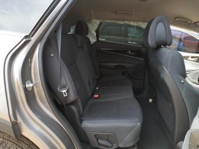 Photo 6 from auction – 2016 KIA SORENTO LX with VIN 5XYPGDA33GG136797