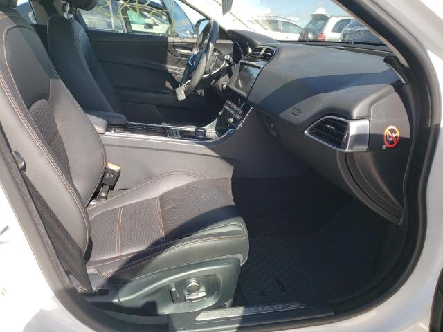 Photo 5 from auction – 2019 JAGUAR XE PRESTIG with VIN SAJAE4FX6KCP49549