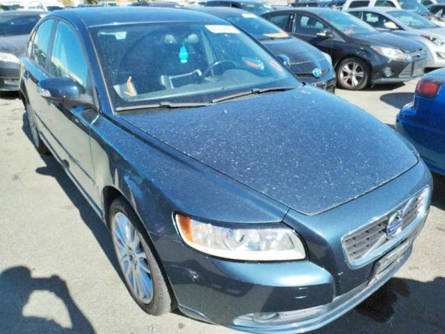 VOLVO S40 T5 2011 with VIN YV1672MS7B2532165 - Photo from auction