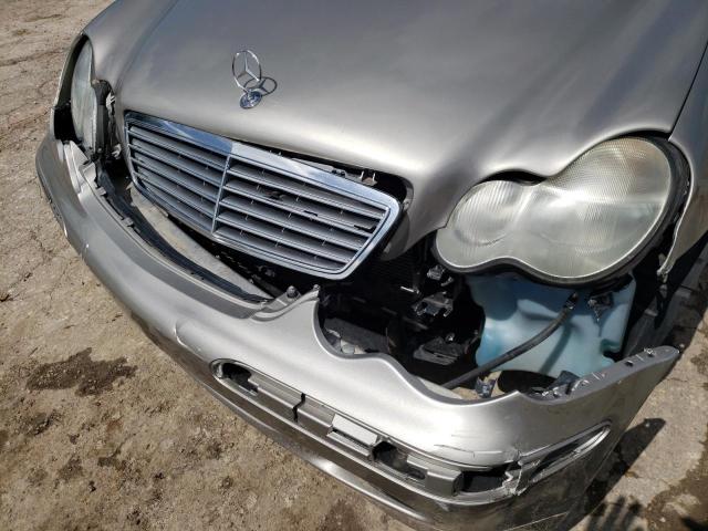 Photo 9 from auction – 2004 MERCEDES-BENZ C 240 with VIN WDBRF61J94E015331