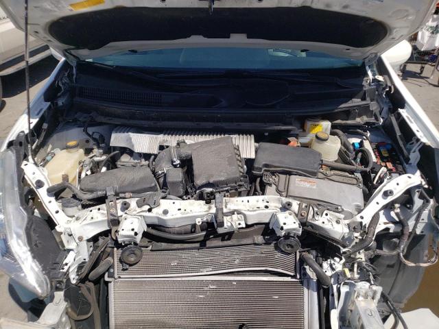 Photo 7 from auction – 2012 TOYOTA PRIUS V with VIN JTDZN3EU2C3174449