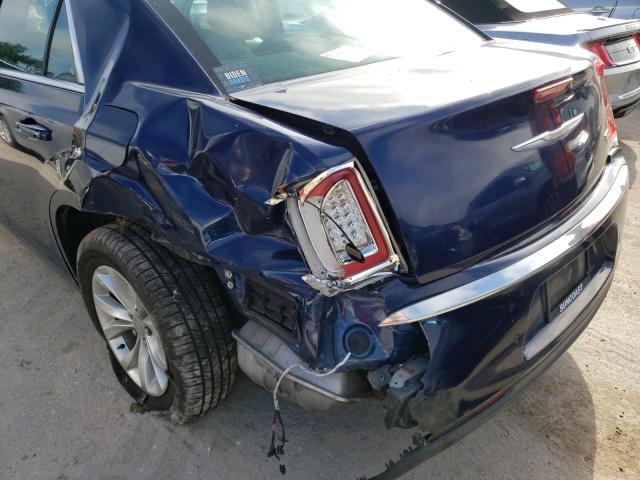 Photo 9 from auction – 2016 CHRYSLER 300 LIMITE with VIN 2C3CCAAG5GH261432