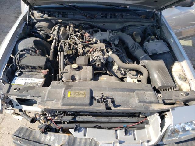 Photo 7 from auction – 2008 FORD CROWN VICT with VIN 2FAHP71V38X144954