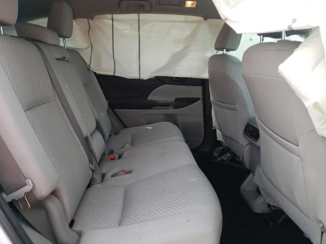 Photo 6 from auction – 2018 TOYOTA HIGHLANDER with VIN 5TDBZRFH0JS820495