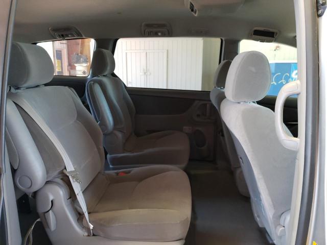 Photo 6 from auction – 2004 TOYOTA SIENNA LE with VIN 5TDBA23C84S005604