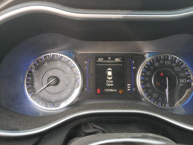 Photo 8 from auction – 2015 CHRYSLER 200 LIMITE with VIN 1C3CCCAB8FN574027